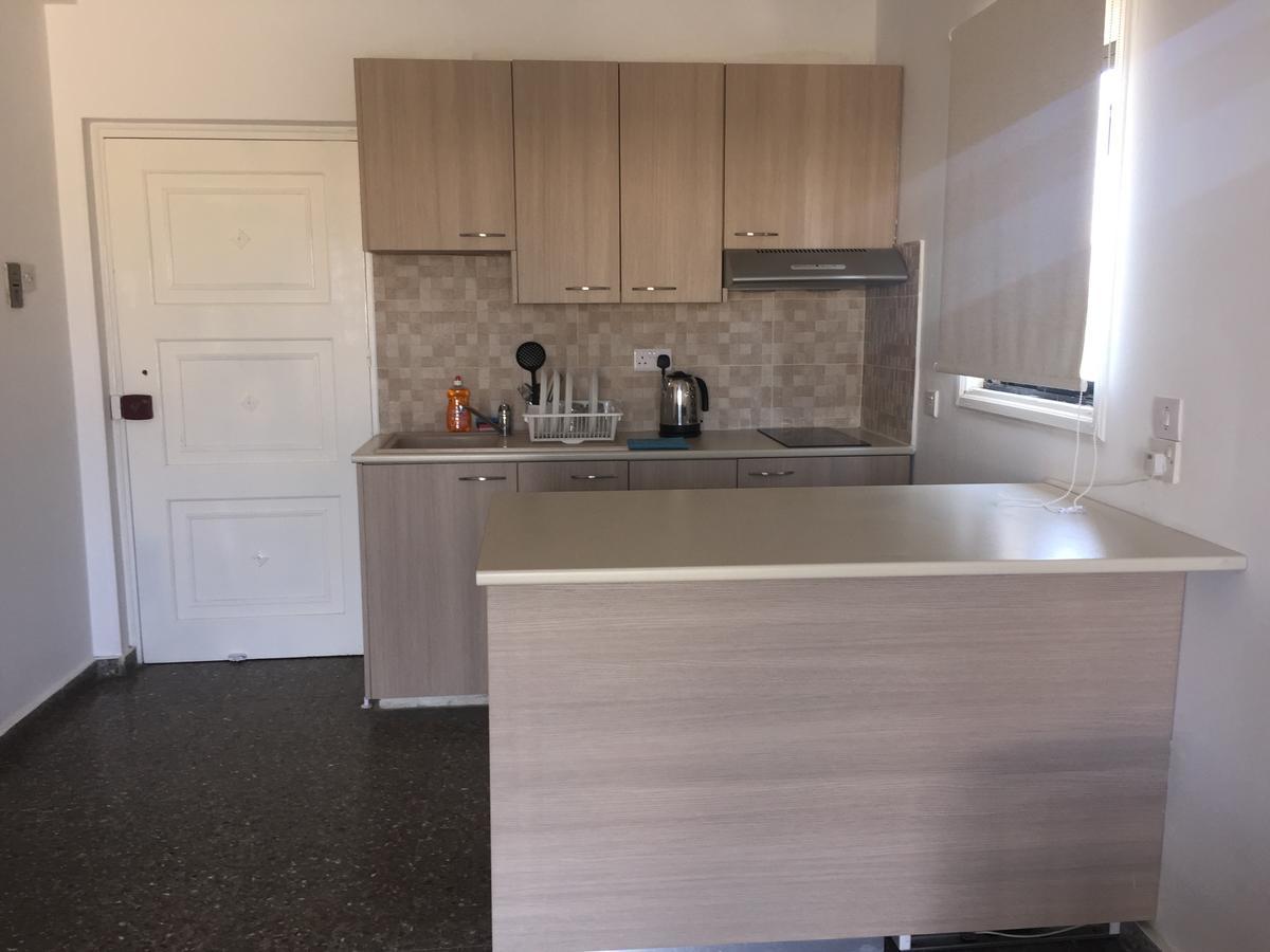 Kasapis Apts Larnaca Extérieur photo