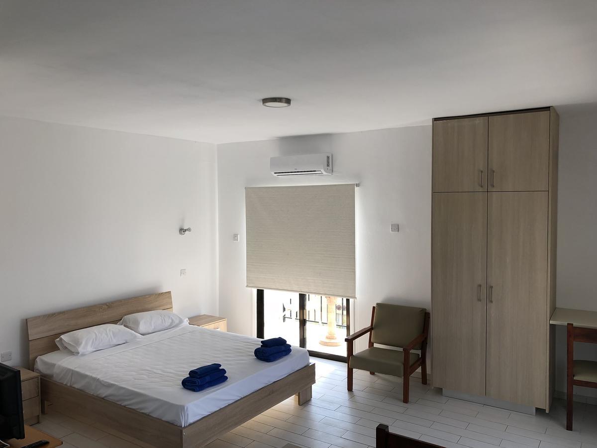 Kasapis Apts Larnaca Extérieur photo