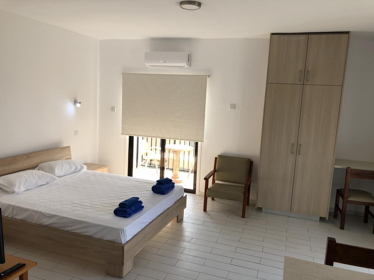 Kasapis Apts Larnaca Extérieur photo