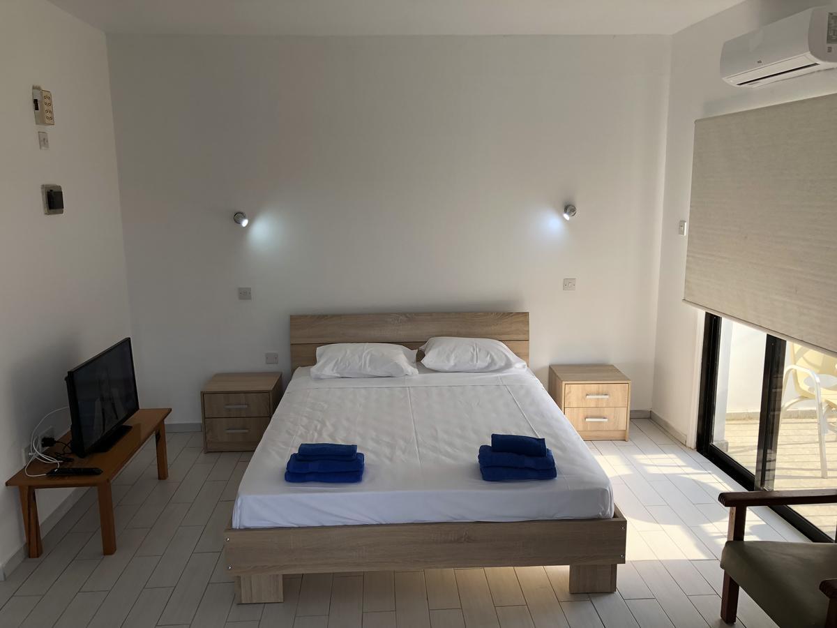 Kasapis Apts Larnaca Extérieur photo